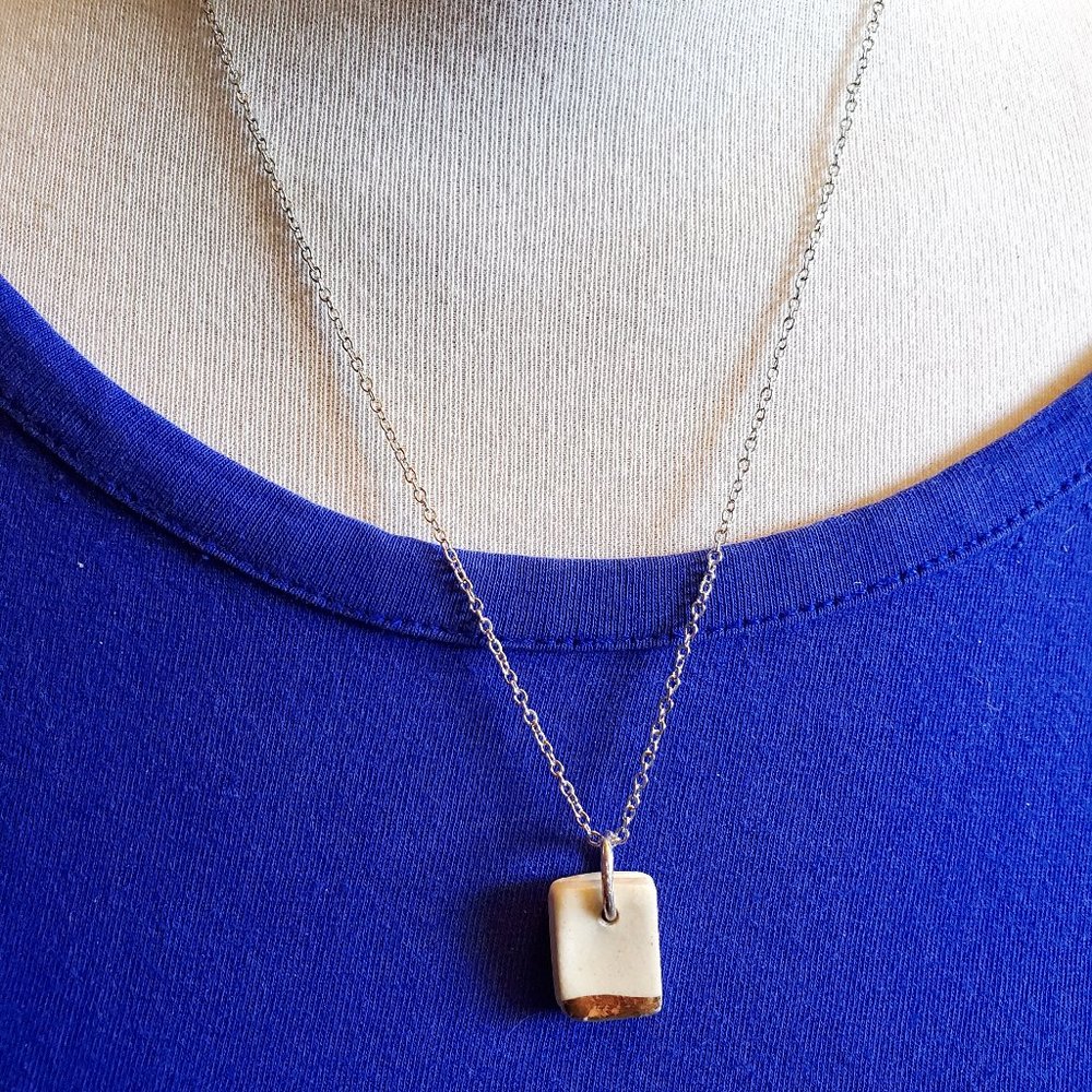 19" Silver Tone Ceramic Rectangle Pendant Necklace